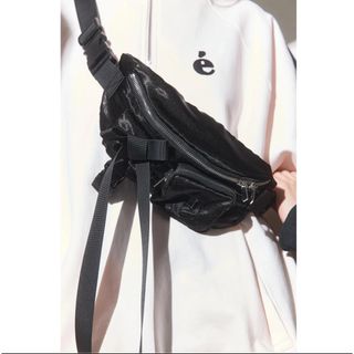 エピヌ(épine)のepine ribbon 2way body bag エピヌ　ボディバッグ(ボディバッグ/ウエストポーチ)