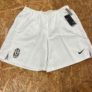 ナイキ(NIKE)のNIKE JUVENTUS タグ付き　サッカー　パンツ　2006 オフィシャル(ショートパンツ)