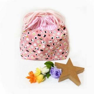 【おまけ付❤️】お弁当袋　シマエナガ　おにぎり　巾着　女の子(外出用品)