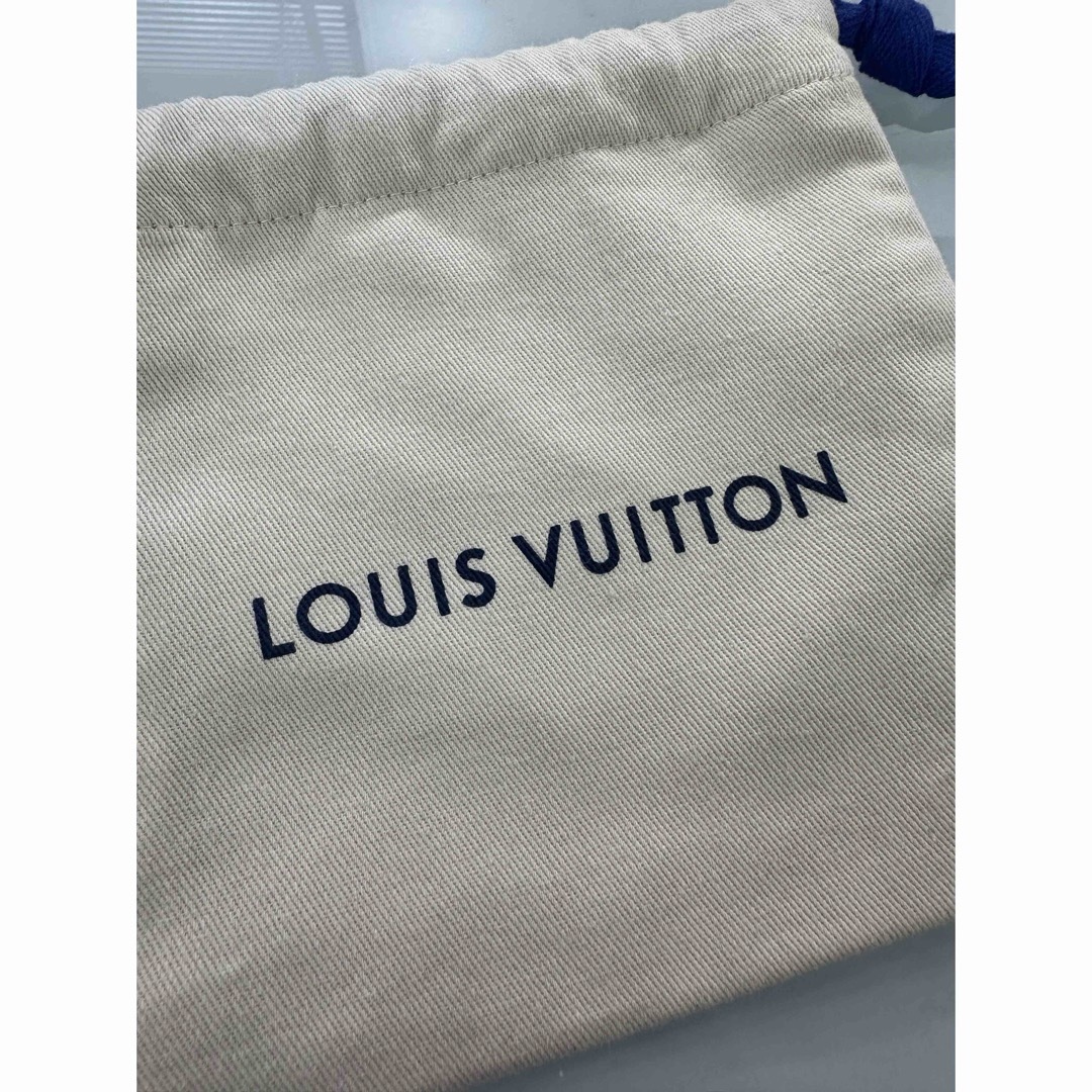 LOUIS VUITTON(ルイヴィトン)のLOUIS VUITTON ヴィトン  巾着　保管袋　コスメケース　保存袋 レディースのバッグ(ショップ袋)の商品写真