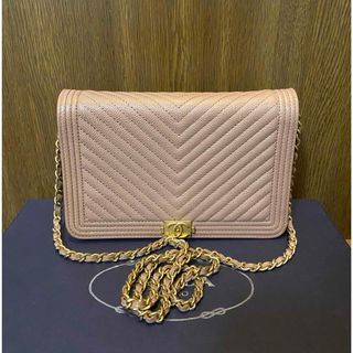 シャネル(CHANEL)のシャネルCHANEL♡ボーイシャネル♡シェブロン♡チェーンウォレット♡マトラッセ(ショルダーバッグ)