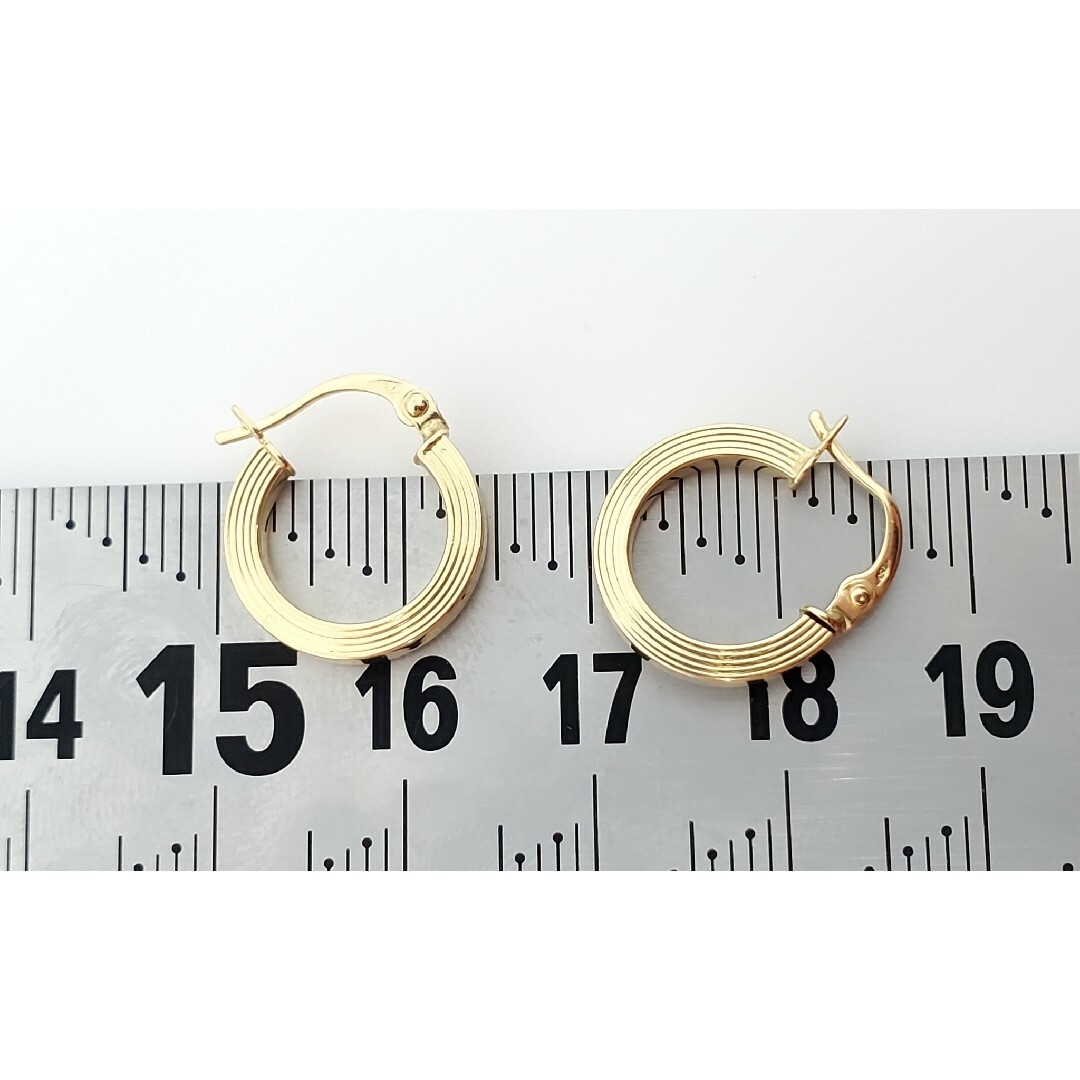 K18 YG フープ ピアス 1g レディースのアクセサリー(ピアス)の商品写真