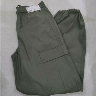 UNIQLO - 新品　タグ付き　ユニクロ　イージーカーゴパンツ　オリーブ　S