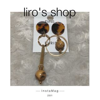 エヴリス(EVRIS)のEVRIS♡ ASYMMETRICSTONEピアス(ピアス)