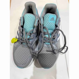 アディダス(adidas)のadidas スニーカー　24cm(スニーカー)