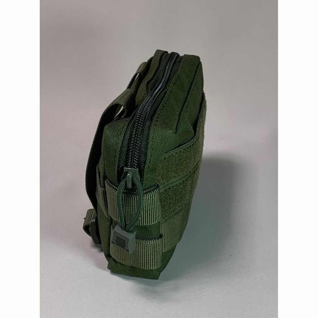 【カーキ】タクティカル　ポーチ　ミリタリー　ポーチ　モールシステム　molle スポーツ/アウトドアのアウトドア(その他)の商品写真