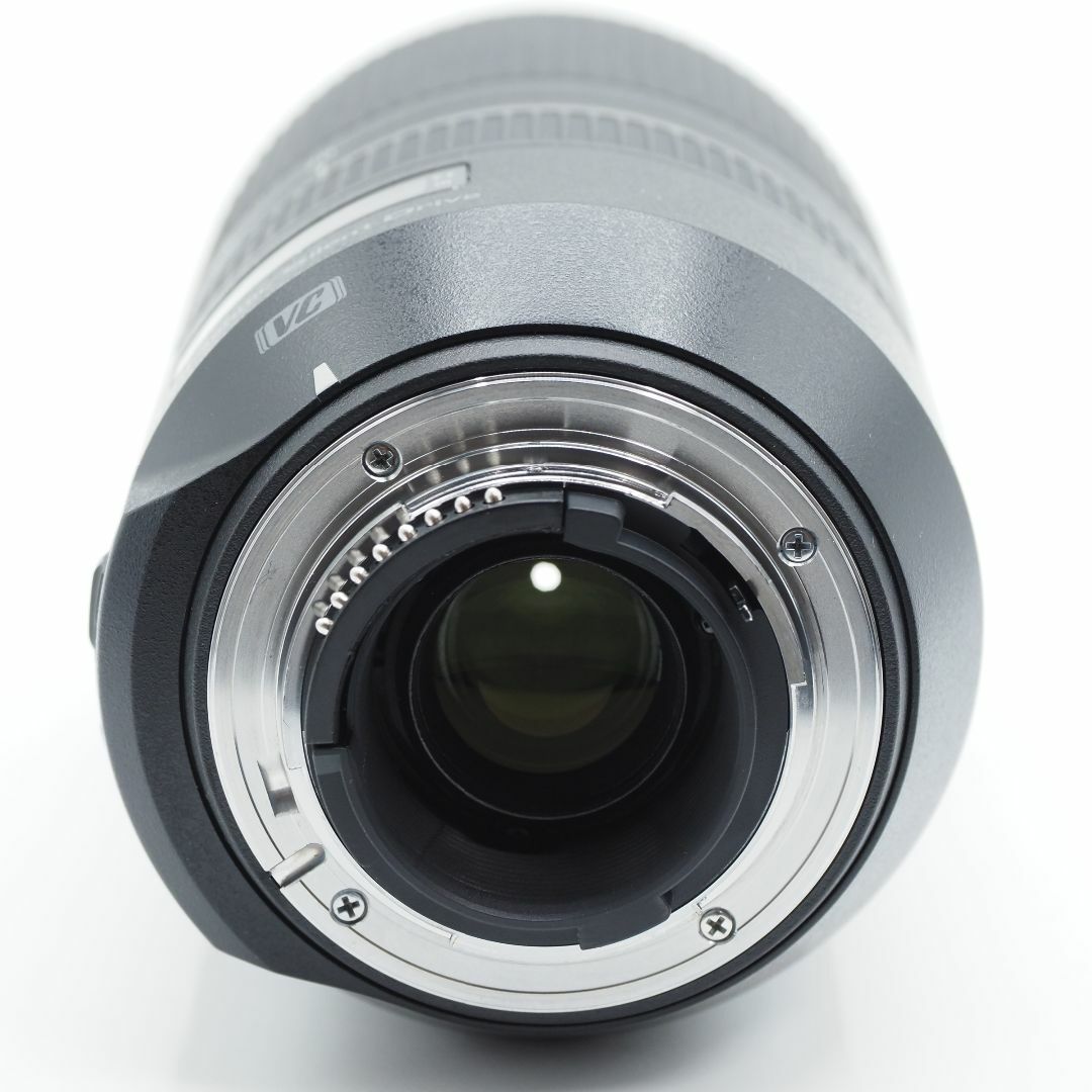 ★新品級・フード付き★ TAMRON タムロン SP 70-300mm  スマホ/家電/カメラのカメラ(レンズ(ズーム))の商品写真
