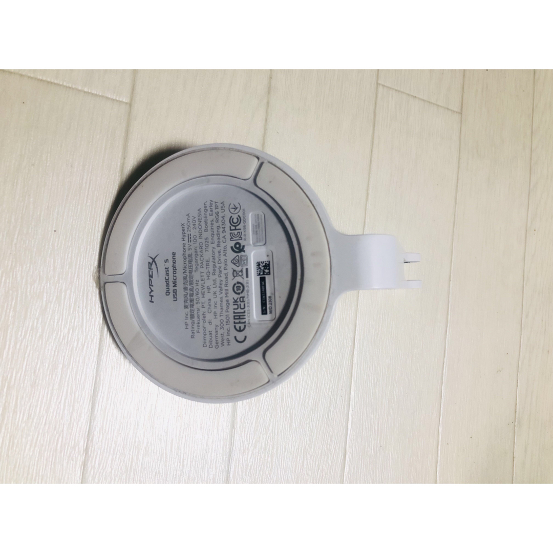 最終値下げ❗️ HyperX QuadCast S ホワイト 楽器のレコーディング/PA機器(マイク)の商品写真