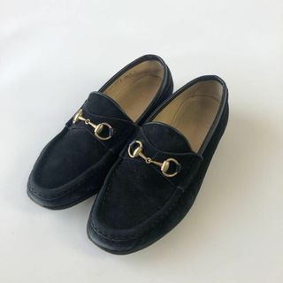 グッチ(Gucci)のGUCCI グッチ　ホースビット　黒 ローファー/23.5 /スウェード/(ローファー/革靴)