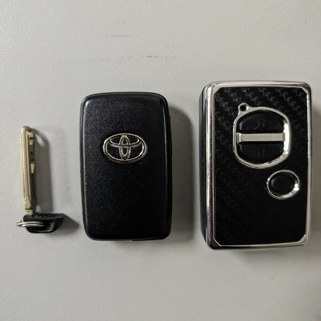トヨタ - プリウス 30⭐トヨタ純正スマートキー&社外スマート トヨタ - プリウス 30⭐トヨタ純正スマートキー&社外スマート