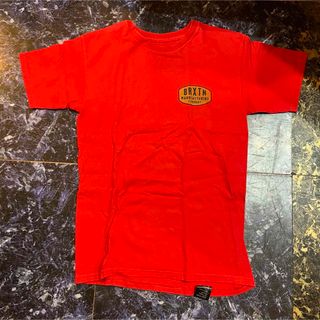 BRIXTON 赤Tシャツ 古着 夏物 ワンポイントTシャツ シルプル(Tシャツ/カットソー(半袖/袖なし))