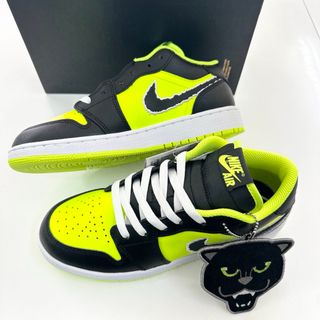 ナイキ(NIKE)のナイキ　AIRJORDAN1 LOW SE GS エアジョーダン1 24.5cm(スニーカー)