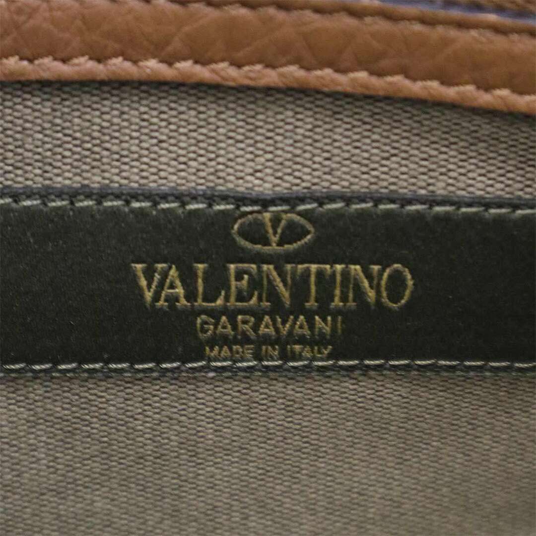 VALENTINO(ヴァレンティノ)のVALENTINO ヴァレンティノ 17SS カモフラ柄 ロックスタッズキャンバスメッセンジャーバッグ MY2B0566CWT ミックス メンズのバッグ(ショルダーバッグ)の商品写真