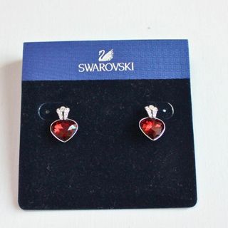 スワロフスキー(SWAROVSKI)のスワロフスキー Oceanic Red ピアス(ピアス)