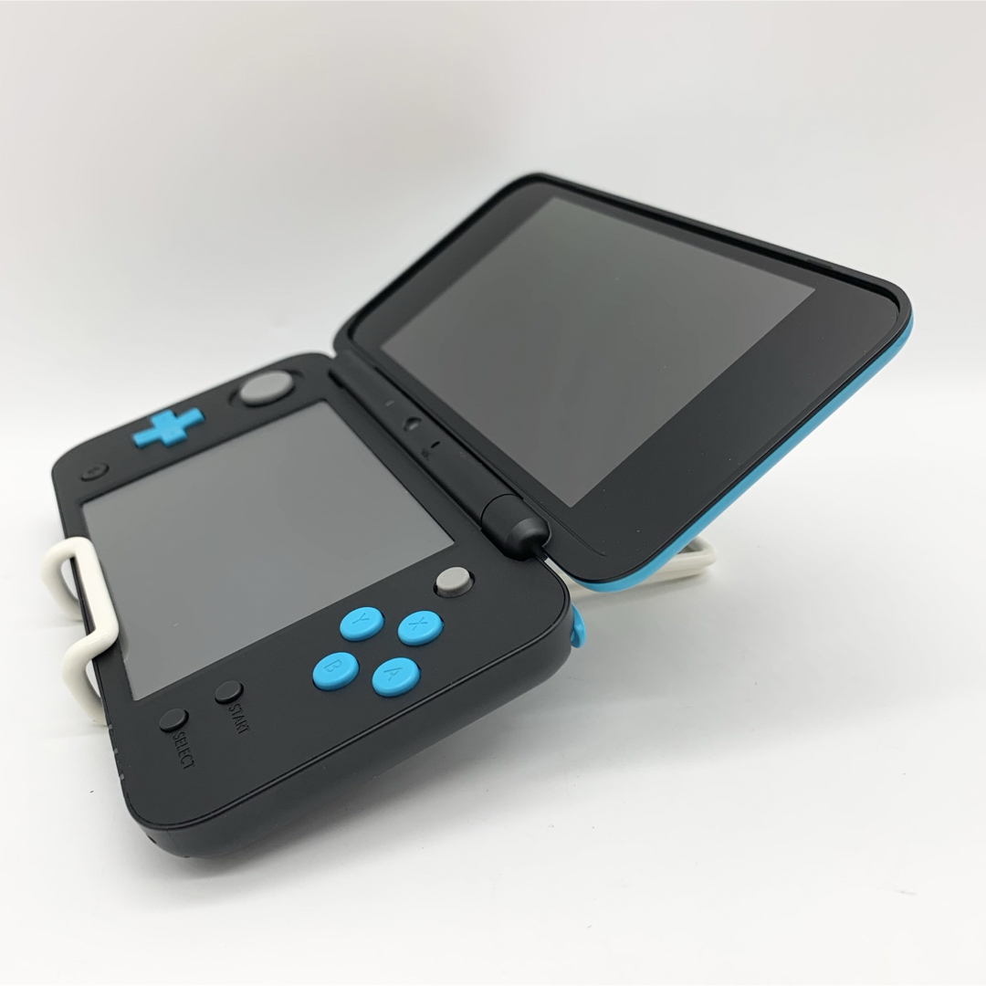 【完品・液晶美品】Newニンテンドー2DS LL ブラック×ターコイズ 本体 【完品・液晶美品】Newニンテンドー2DS LL ブラック×ターコイズ 本体