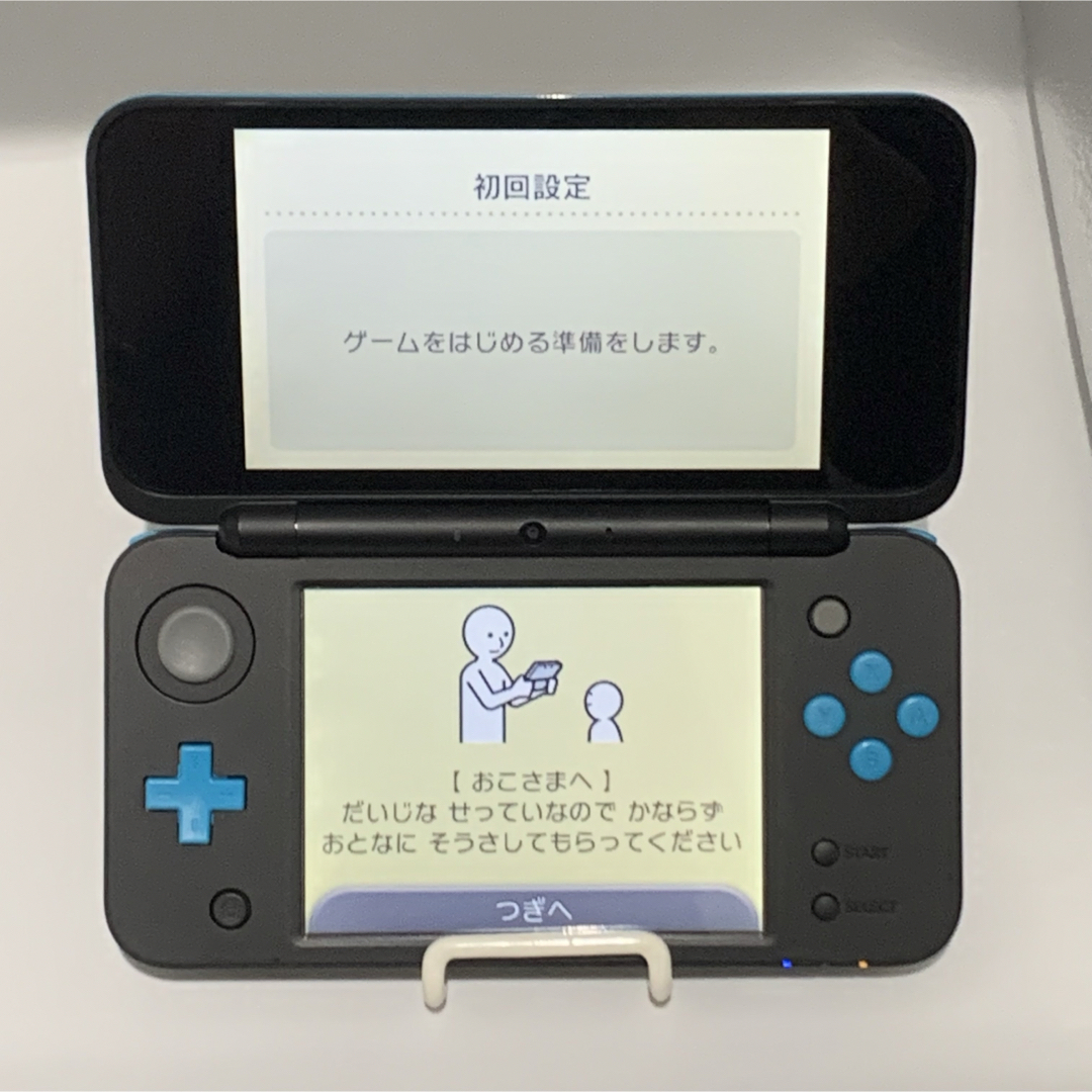 【完品・液晶美品】Newニンテンドー2DS LL ブラック×ターコイズ 本体 【完品・液晶美品】Newニンテンドー2DS LL ブラック×ターコイズ 本体