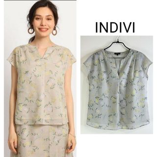 インディヴィ(INDIVI)のindiviフラワープリントスキッパーブラウス(シャツ/ブラウス(半袖/袖なし))