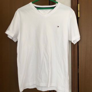 TOMMY HILFIGER トミー　Tシャツ