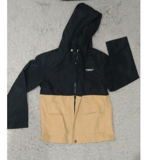 ikka KIDS 140サイズナイロンパーカ美品1200円送料込