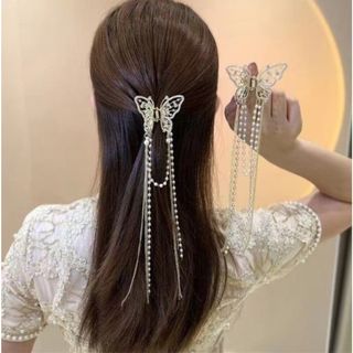 【韓国風】ゴールド 蝶々 バタフライ ヘアアクセ クリップ ビジュー パール (バレッタ/ヘアクリップ)