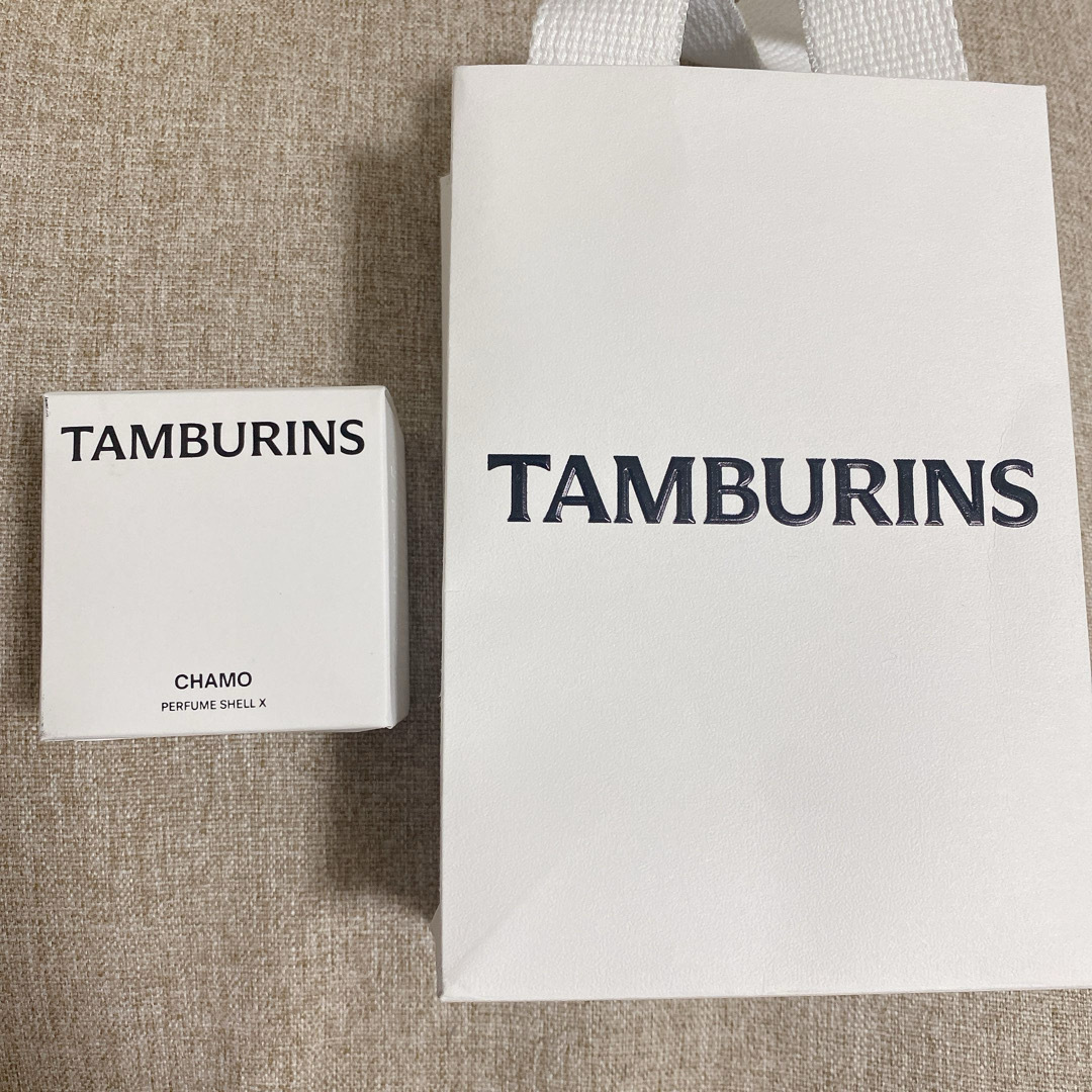 TAMBURINS タンバリンズ パフュームハンドクリームCHAMO 15ml コスメ/美容のボディケア(ハンドクリーム)の商品写真