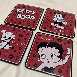 ベティブープ(Betty Boop)のBETTY BOOPコースター4枚　レア柄！(収納/キッチン雑貨)