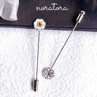 スワロフスキー(SWAROVSKI)のブローチピン　ショールピン　スワロフスキー　ストールピン　花　ピン　ゆめかわ(ブローチ/コサージュ)