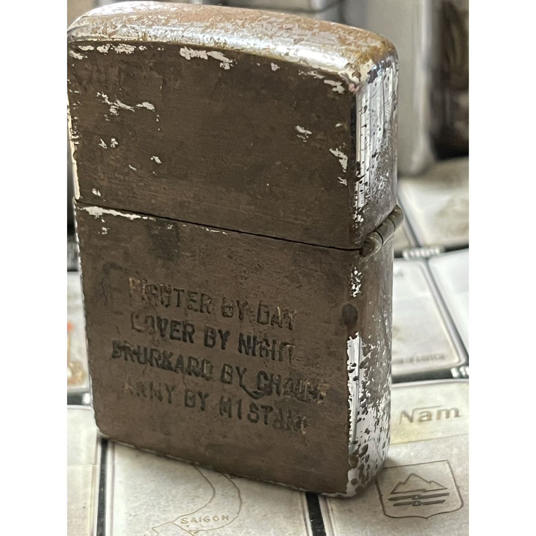 ZIPPO(ジッポー)の【ベトナムZIPPO】本物 1968年製ベトナムジッポー「兵士と子供」SAIGO メンズのファッション小物(タバコグッズ)の商品写真