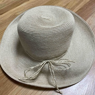 ユニクロ(UNIQLO)の帽子(麦わら帽子/ストローハット)