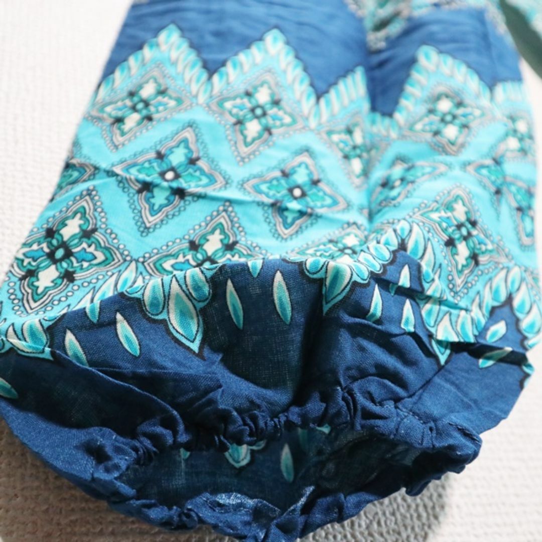 【新品・B級品】ハイウエストアラジンパンツ　マンダラとアラベスク調の柄　藍色系　 レディースのパンツ(サルエルパンツ)の商品写真