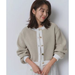 JUSGLITTY - 新品ジャスグリッティー　シャイニーマルチ釦カーデ