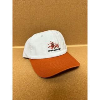 ステューシー(STUSSY)のStussy グラフィティロゴ インターナショナル ツートンカラー(キャップ)