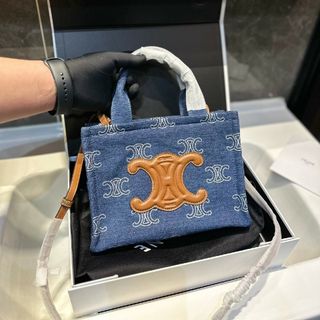 セリーヌ(celine)の【CELINE】セリーヌのショルダーバッグ(手袋)