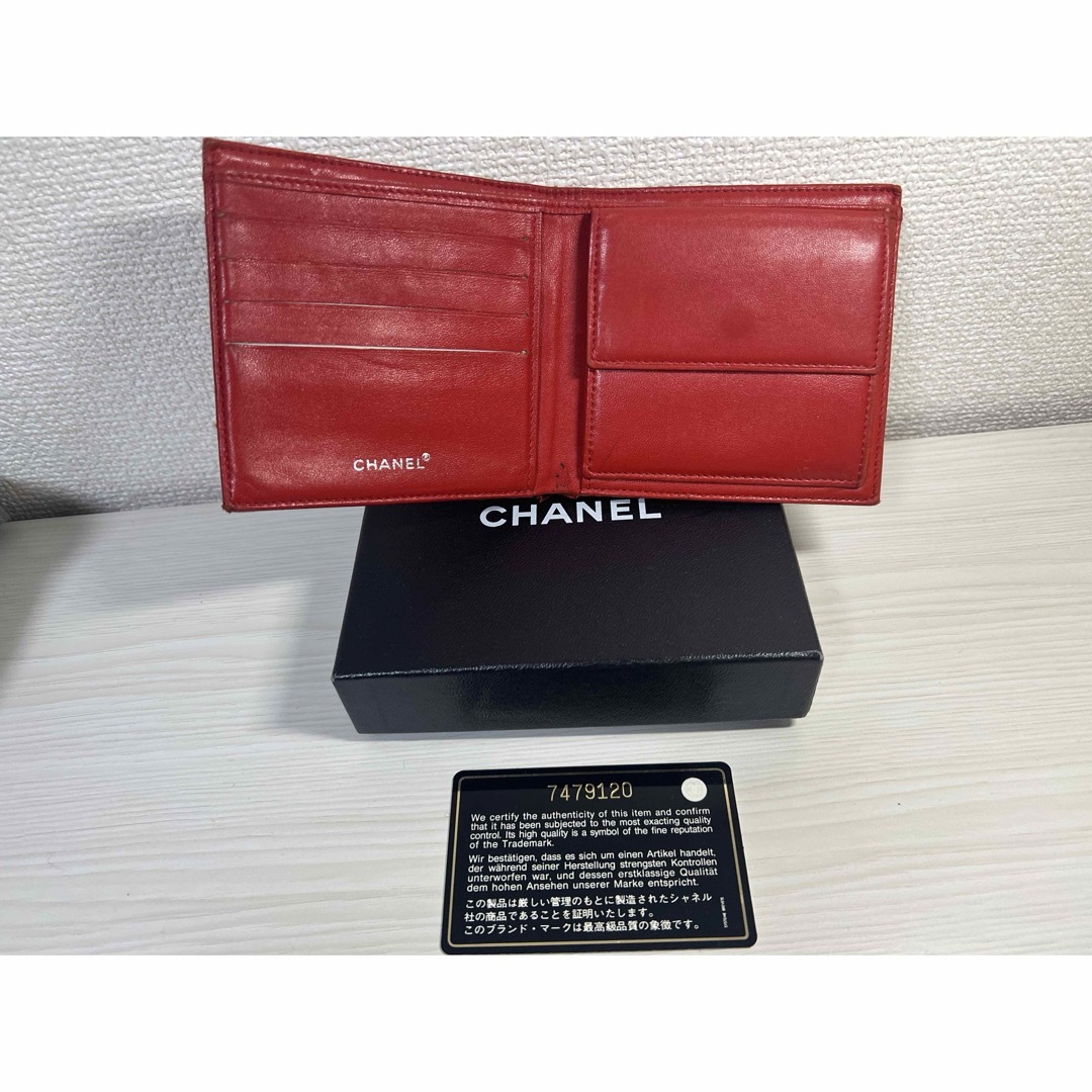 CHANEL(シャネル)の美品　シャネル　折り　財布 レディースのファッション小物(財布)の商品写真