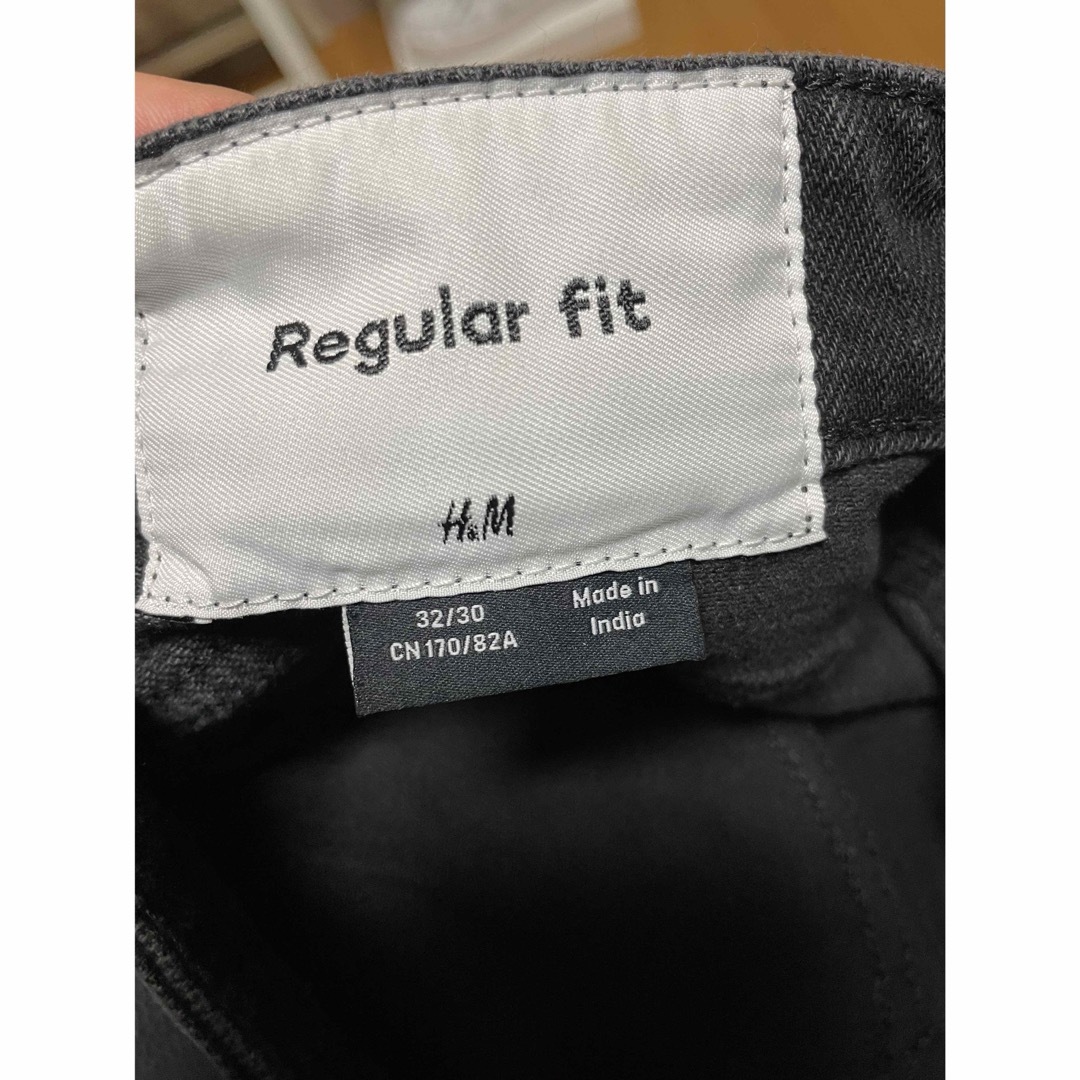 H&M レギュラーフィット　デニム ジーンズ メンズのパンツ(デニム/ジーンズ)の商品写真