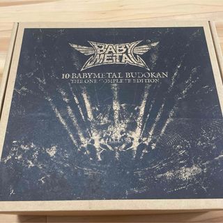 BABYMETAL 10BUDOKANCOMPLETE EDITIONおまけ付き(ミュージック)