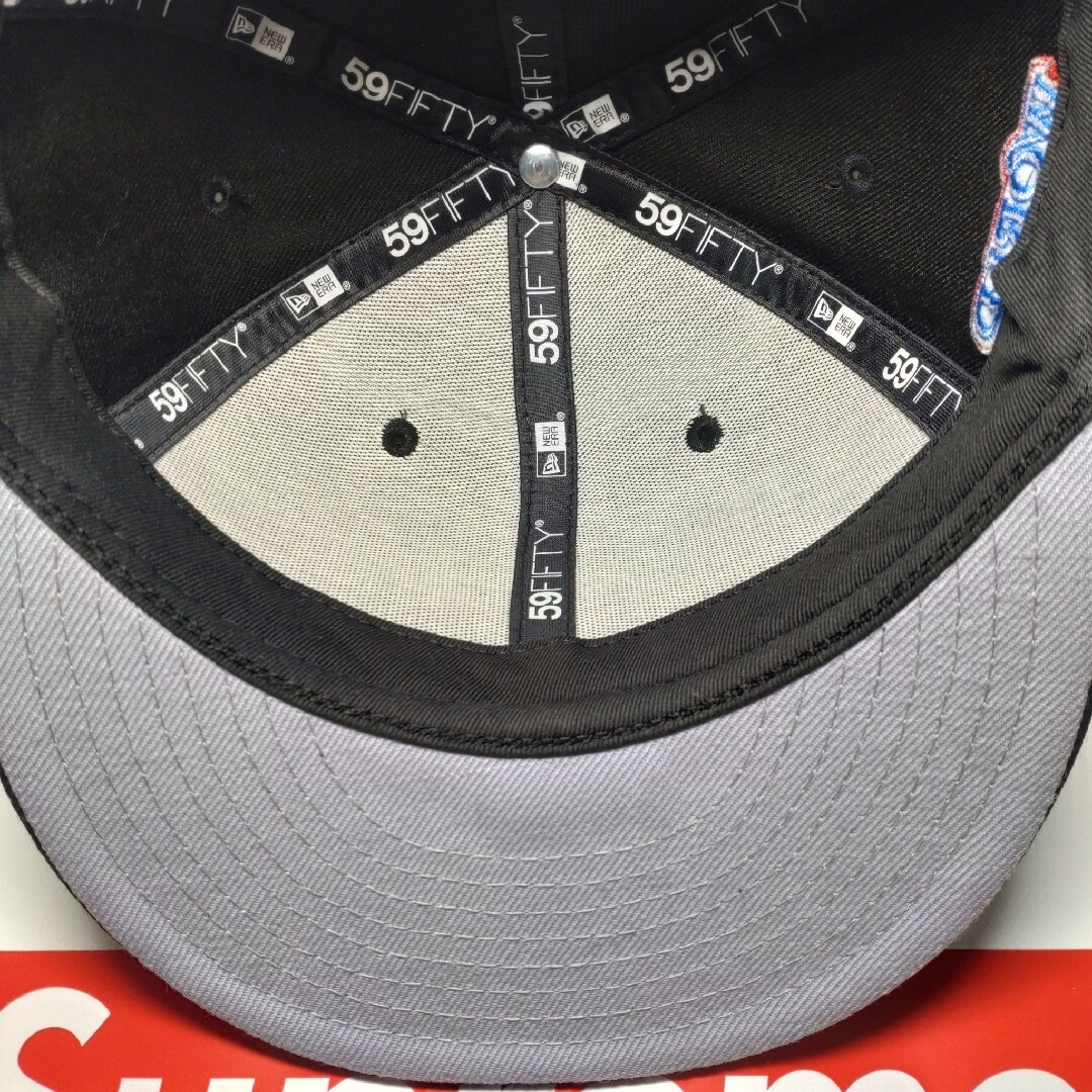 Supreme(シュプリーム)のSupreme World Famous Box Logo New Era メンズの帽子(キャップ)の商品写真