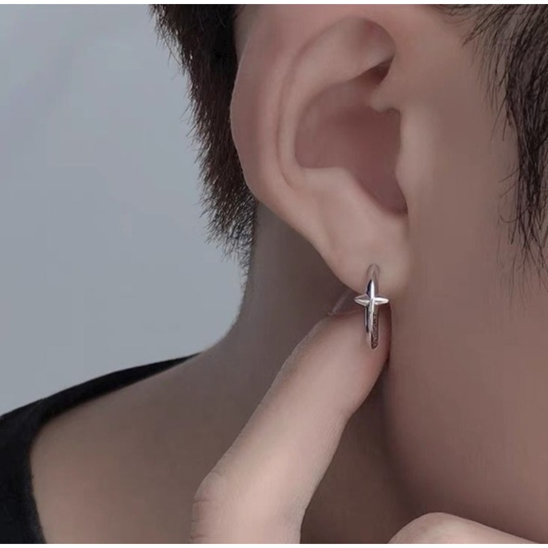 【大人気♪】フープ　リング　ピアス　ユニセックス　星　シルバー　韓国　両耳用 メンズのアクセサリー(ピアス(両耳用))の商品写真