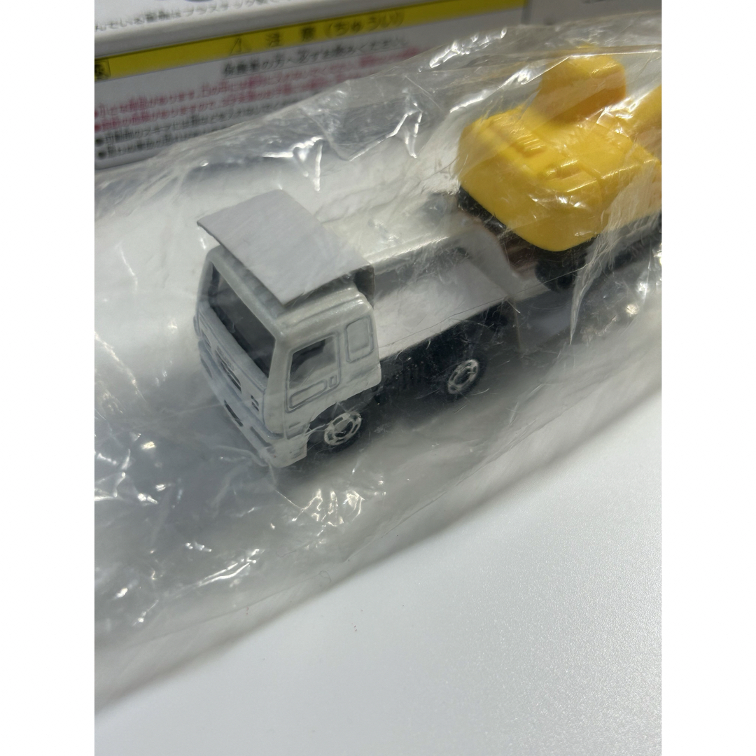 Takara Tomy - ロングトミカ いすゞギガ低床トレーラーの通販 by Takara Tomy - ロングトミカ いすゞギガ低床トレーラーの通販 by