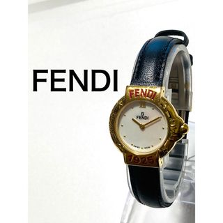 フェンディ(FENDI)の良品　FENDI フェンディ　シェル文字盤　純正dバックル レディース腕時計(腕時計)