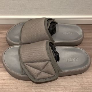 アディダス(adidas)の貴重人気カラーYeezy slipper season6 yeezy slide(サンダル)