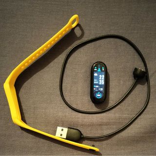 シャオミ(Xiaomi)の中国NFC版　Xiaomi Smart Band 6 　黄色ベルトは新品互換品(腕時計(デジタル))