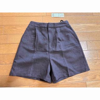 新品　INCEDE インシード グレーショートパンツ　Mサイズ(ショートパンツ)