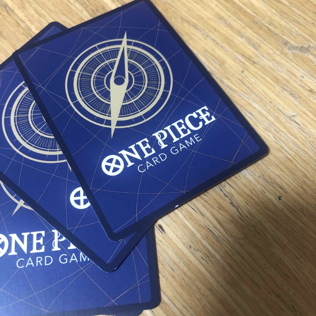 ONE PIECE(ワンピース)のワンピースカ－ド　ルフィ　ＳＲ　４枚　黒 エンタメ/ホビーのトレーディングカード(シングルカード)の商品写真