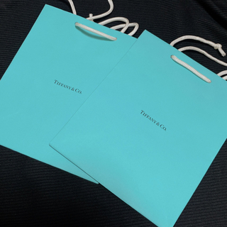 ティファニー(Tiffany & Co.)の《新品未使用》Tiffany & Co. ティファニー　ショップ袋　２個(ショップ袋)