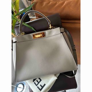 FENDI フェンディ ピーカブー ミディアム  ダブグレー