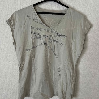 ユニクロ(UNIQLO)の新品未使用●ユニクロ Tシャツ ライトグレー　XL(Tシャツ(半袖/袖なし))
