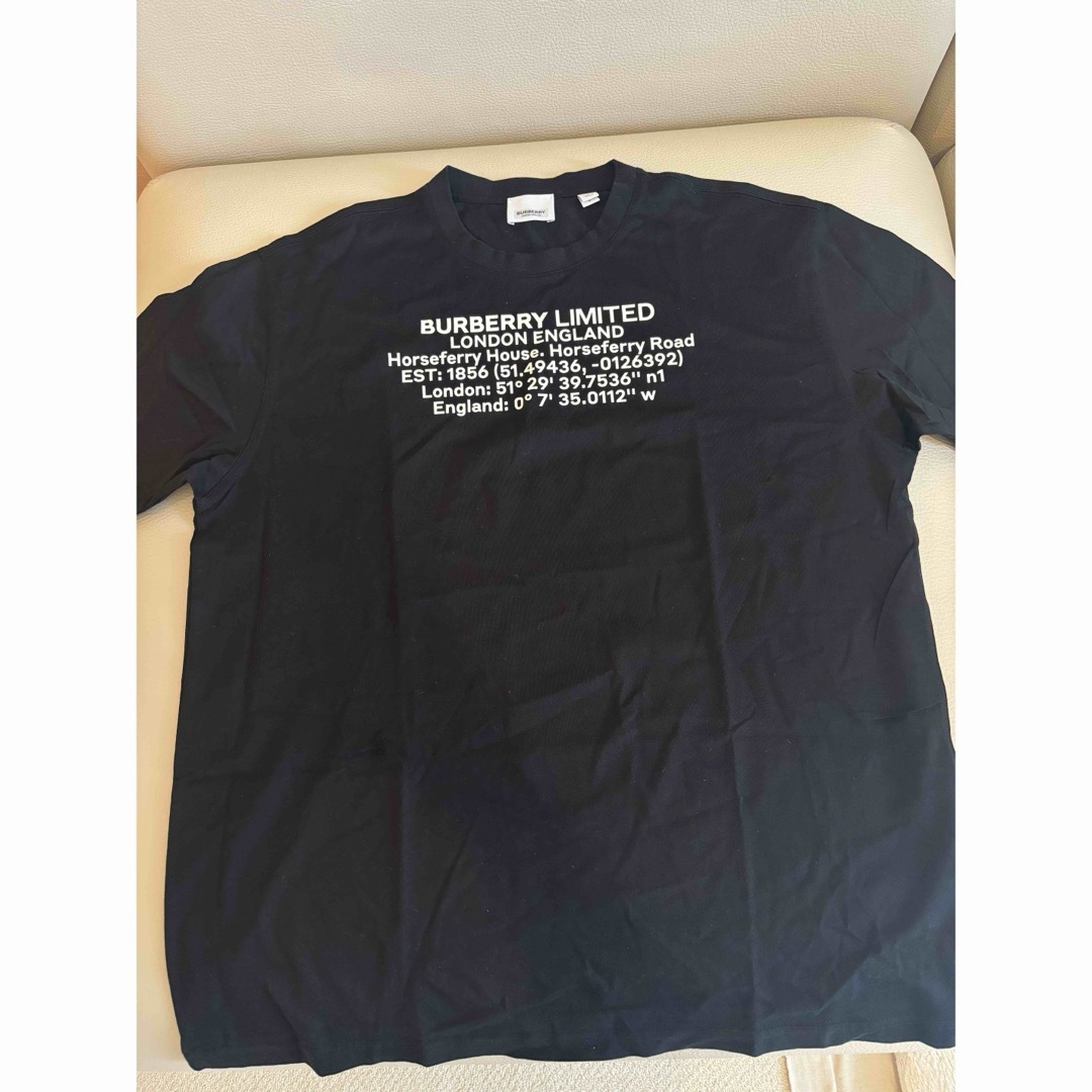 バーバリー Burberry Tシャツ 極美品 バーバリー Burberry Tシャツ 極美品