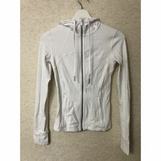 ルルレモン(lululemon)のlululemon Hooded Define Jacket Nulu ホワイト(パーカー)