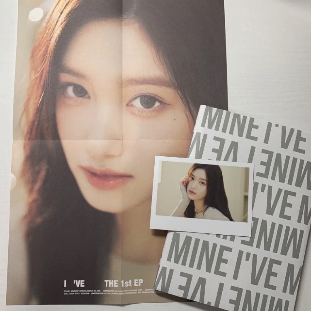 IVE(アイヴ)のIVE✩I've mine✩アルバム✩LOVED IVE✩イソ✩トレカなし エンタメ/ホビーのCD(K-POP/アジア)の商品写真